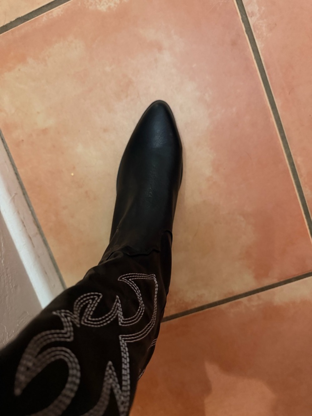 Black Western Knee-High Boots with Embroidered Detail - Picture 7 of 7